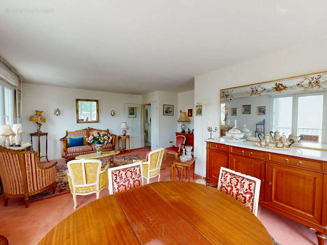VILLEMOMBLE, Appartement 4 pièces, centre ville - photo 2