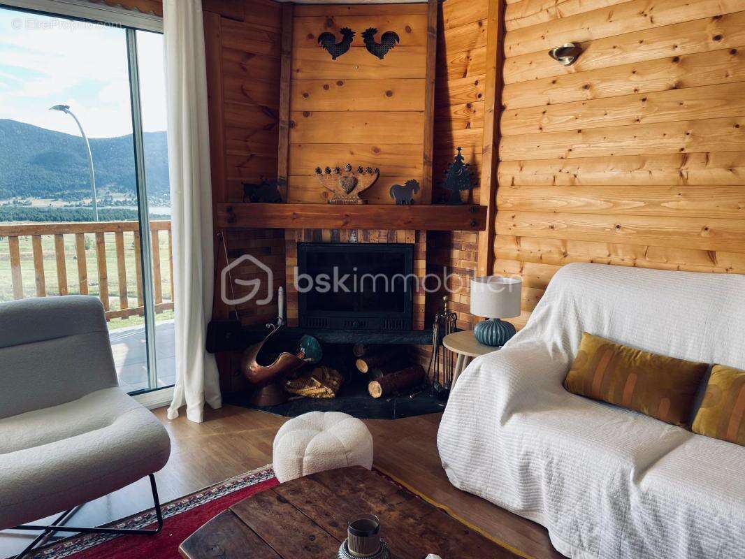 Maison à LES ANGLES