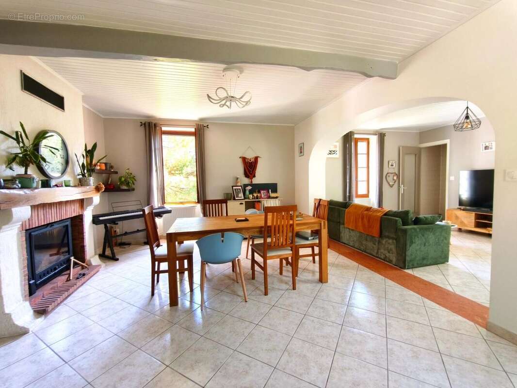 Photo 3 - Maison à LAVARDAC