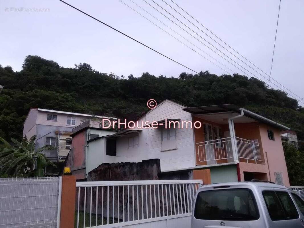 Maison à FORT-DE-FRANCE