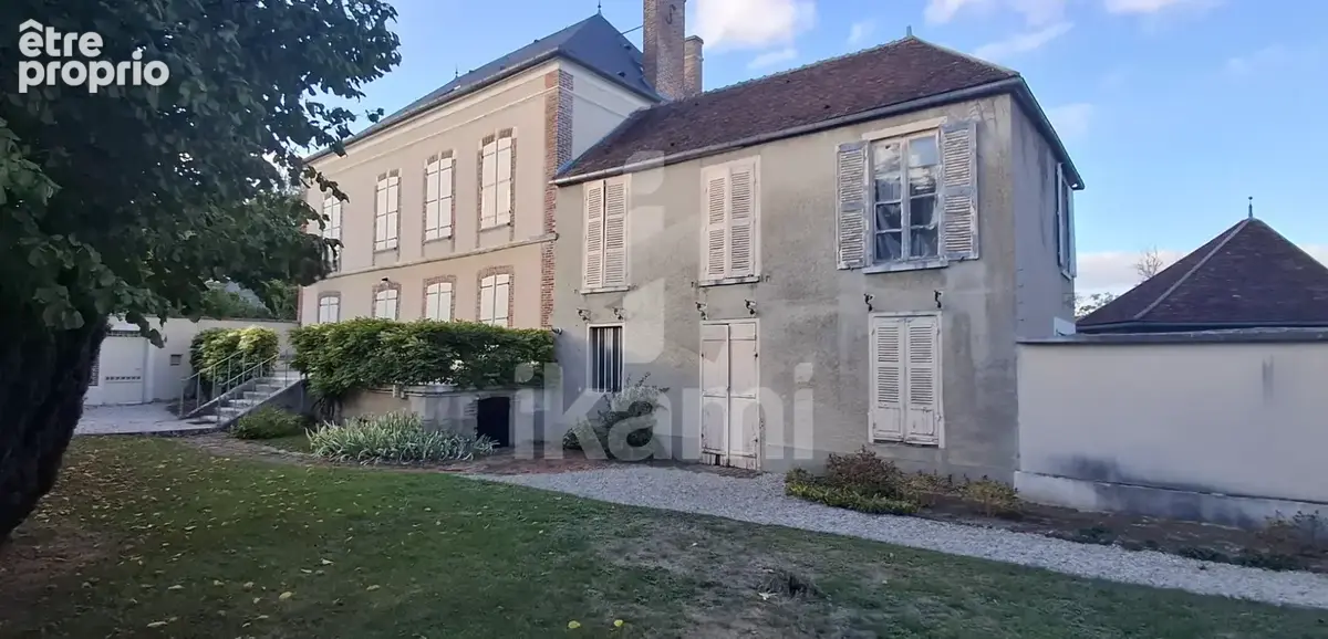 Seignelay en Bourgogne -  Maison bourgeoise  7 pièces + dépendances - photo 4