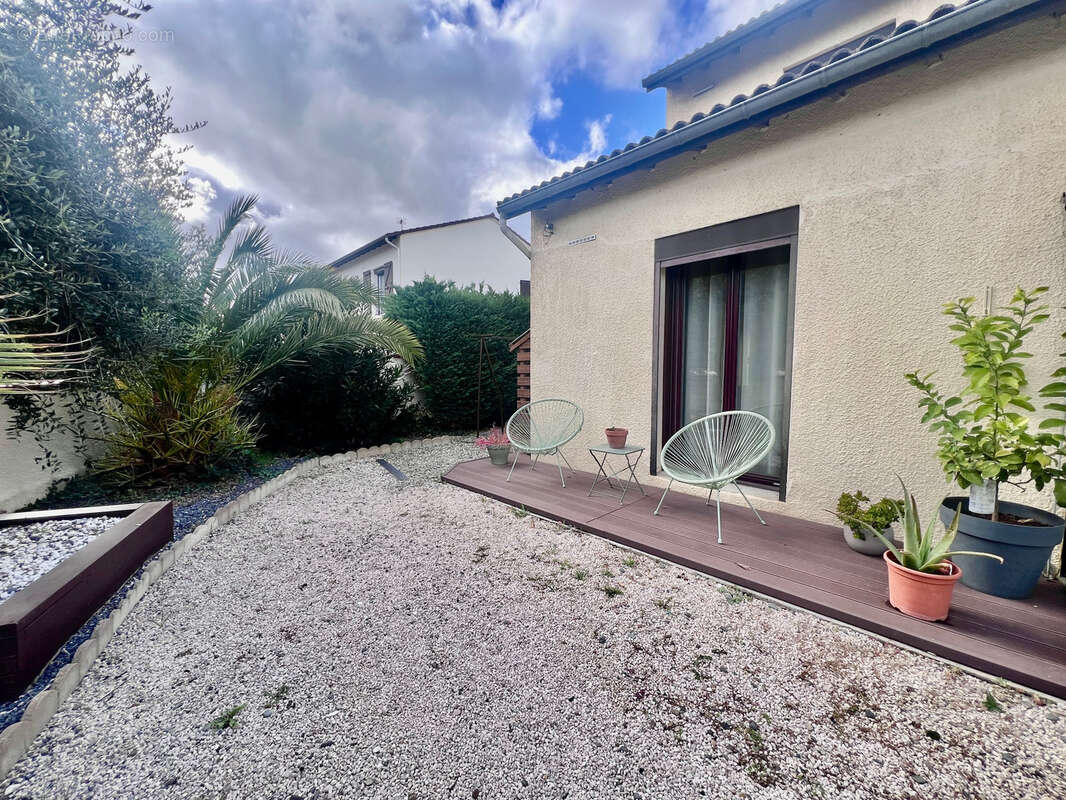 Maison à VILLENEUVE-TOLOSANE