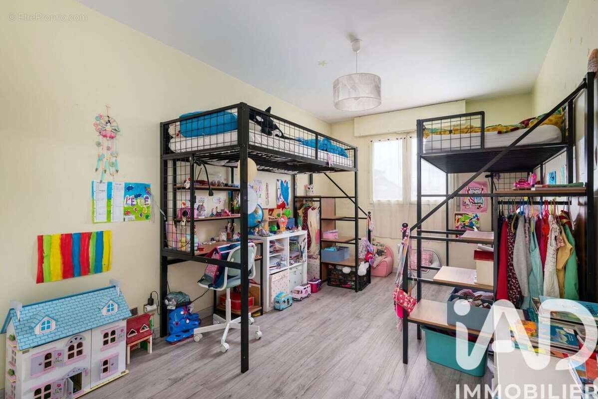 Photo 8 - Appartement à VILLEURBANNE