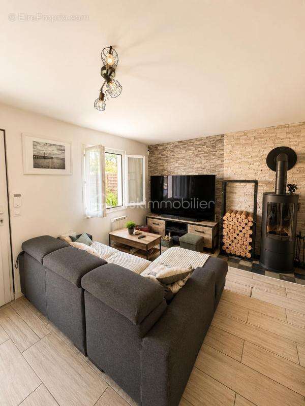 Maison familiale avec suite parentale, à pied de la gare de Gisors - photo 3