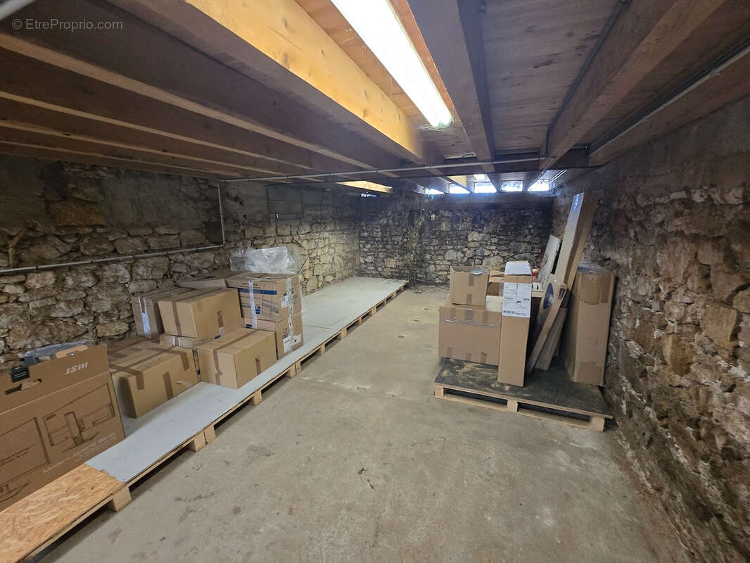Commerce à OYONNAX
