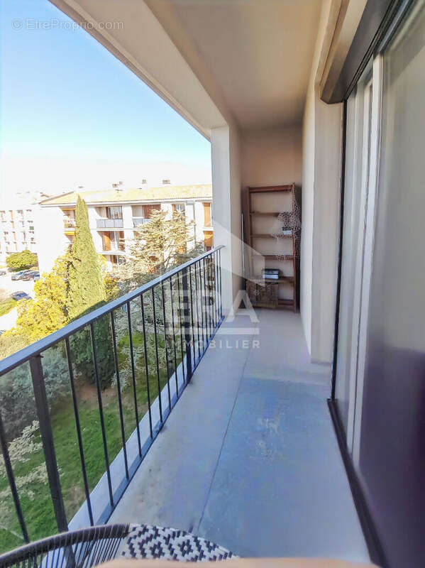 Appartement à SALON-DE-PROVENCE