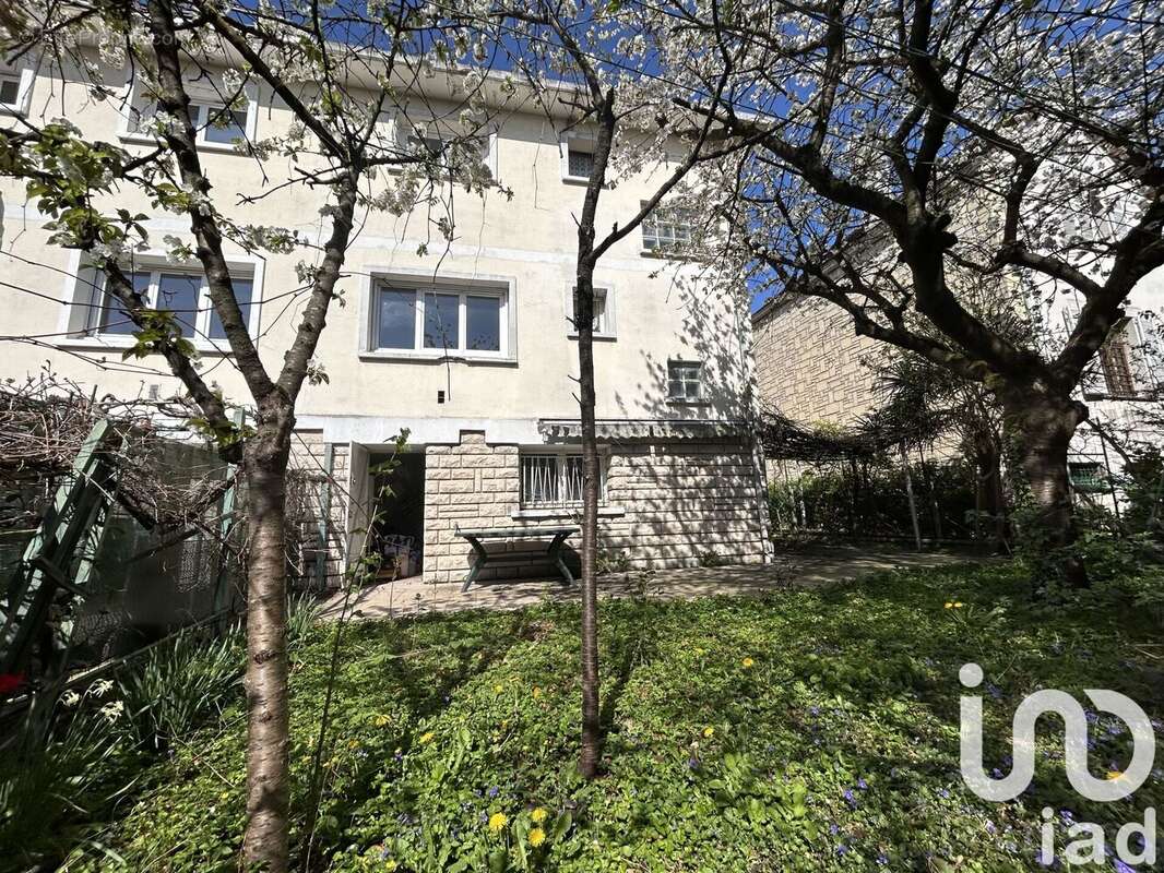 Photo 2 - Maison à SAINT-DENIS