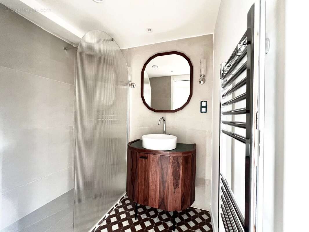 Appartement à PARIS-4E