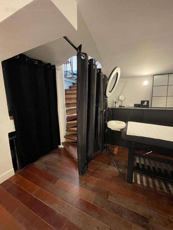 PREMIUM Cession de bail / FDC  petite restauration sans cuisson possible - photo 2