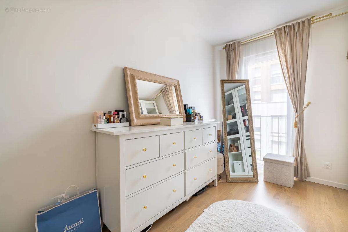 Appartement de 3 pièces de 69 m² à Pantin - photo 9