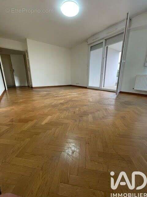 Photo 3 - Appartement à VIRY-CHATILLON