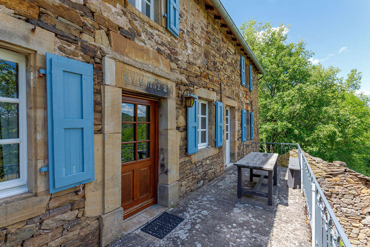 Charmante maison en pierre - vue exceptionnelle sur la vallée du Tarn - photo 2