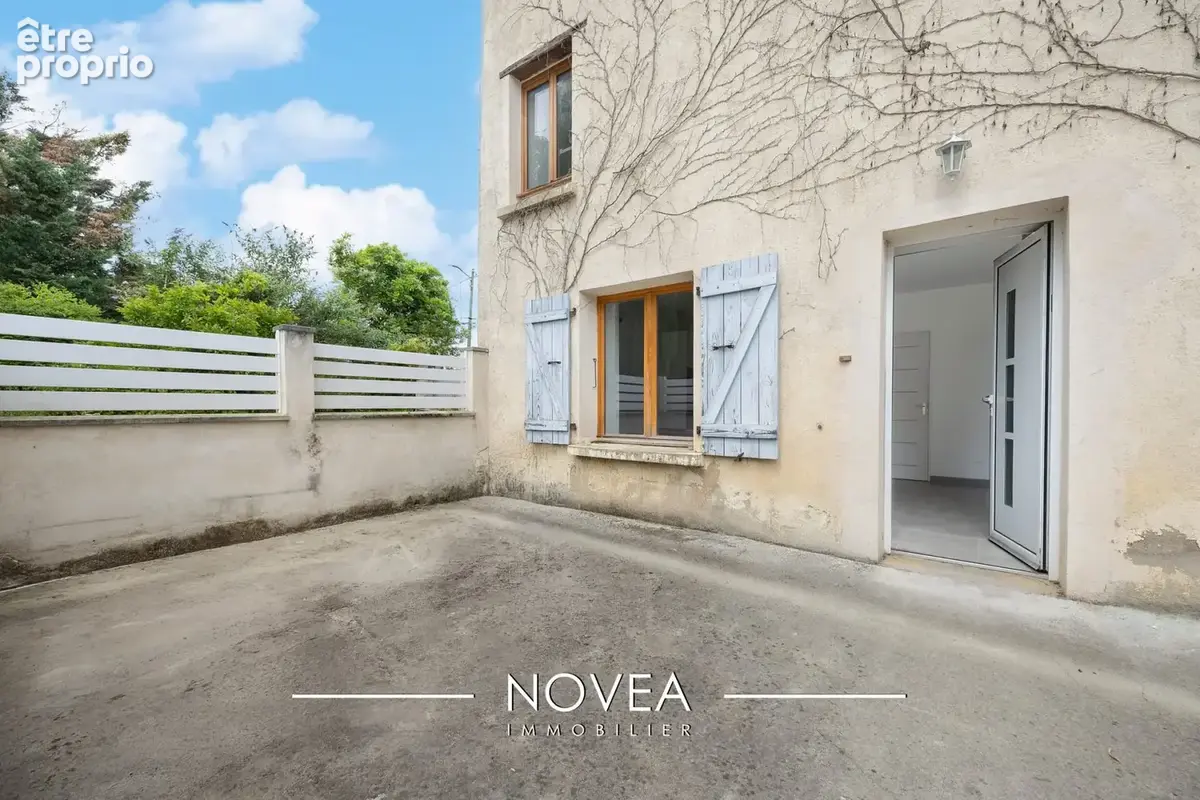 Maison 95 m² à Neuville-Sur-Saone  - photo 4