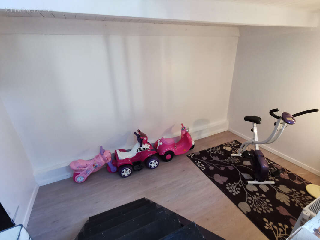 Maison à VIGNEUX-SUR-SEINE