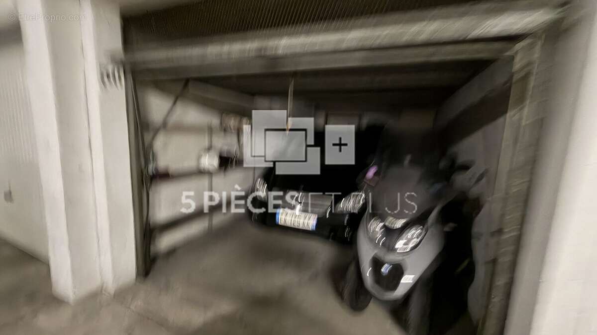 Appartement à SURESNES