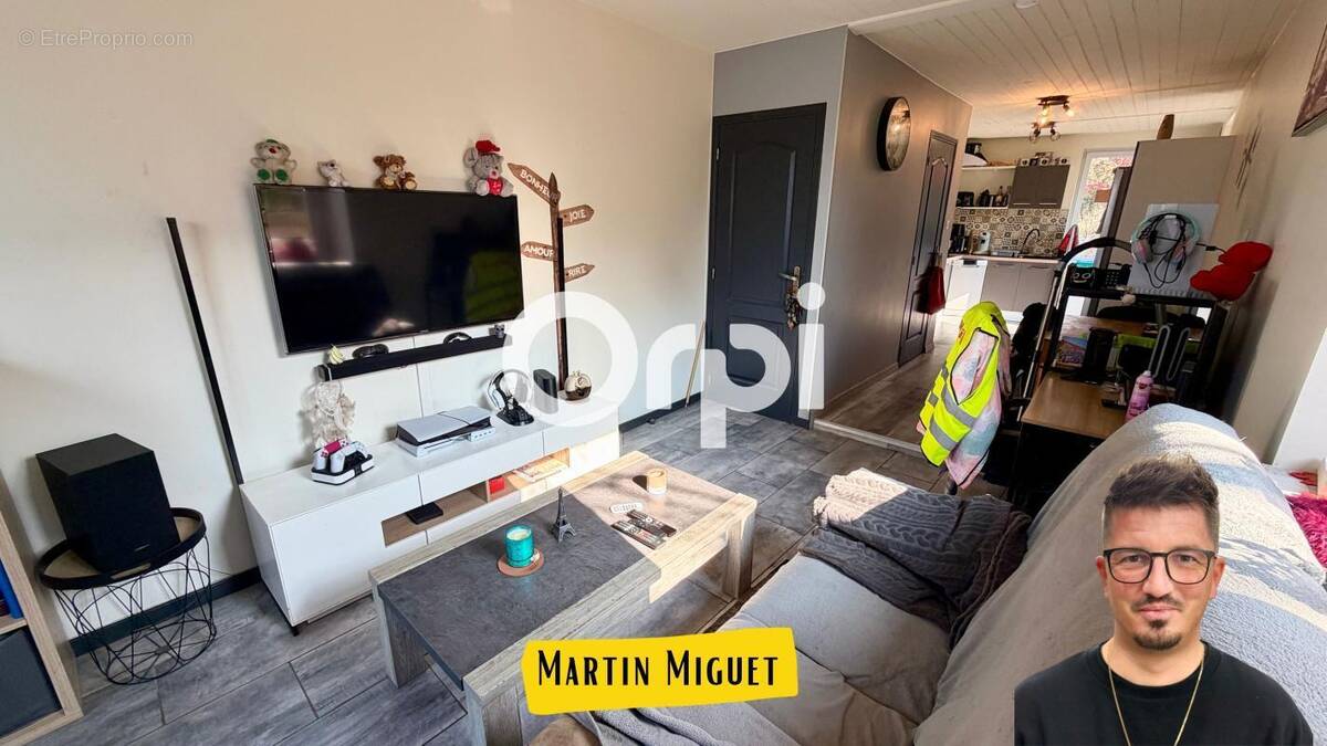 Maison à SAINT-GEOIRE-EN-VALDAINE