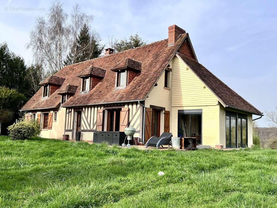 Maison à SURVILLE