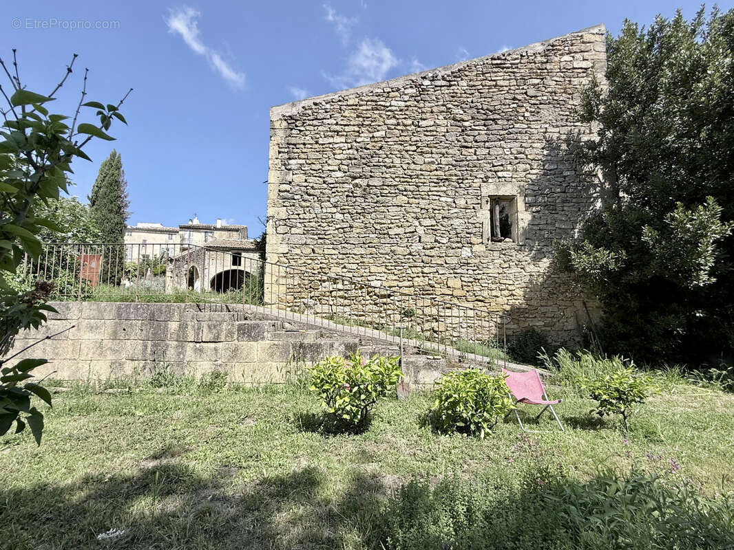 Maison à GALLARGUES-LE-MONTUEUX