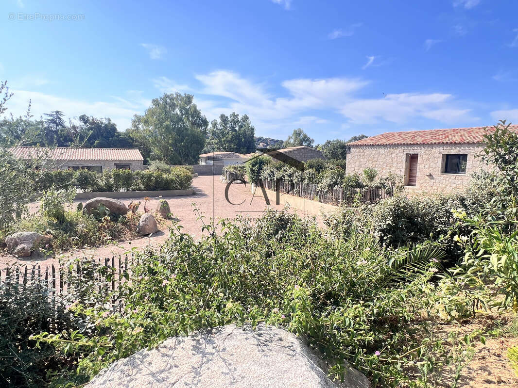 Villa individuelle en pierres type bergerie avec piscine Lecci sainte lucie de Porto Vecchio - photo 9