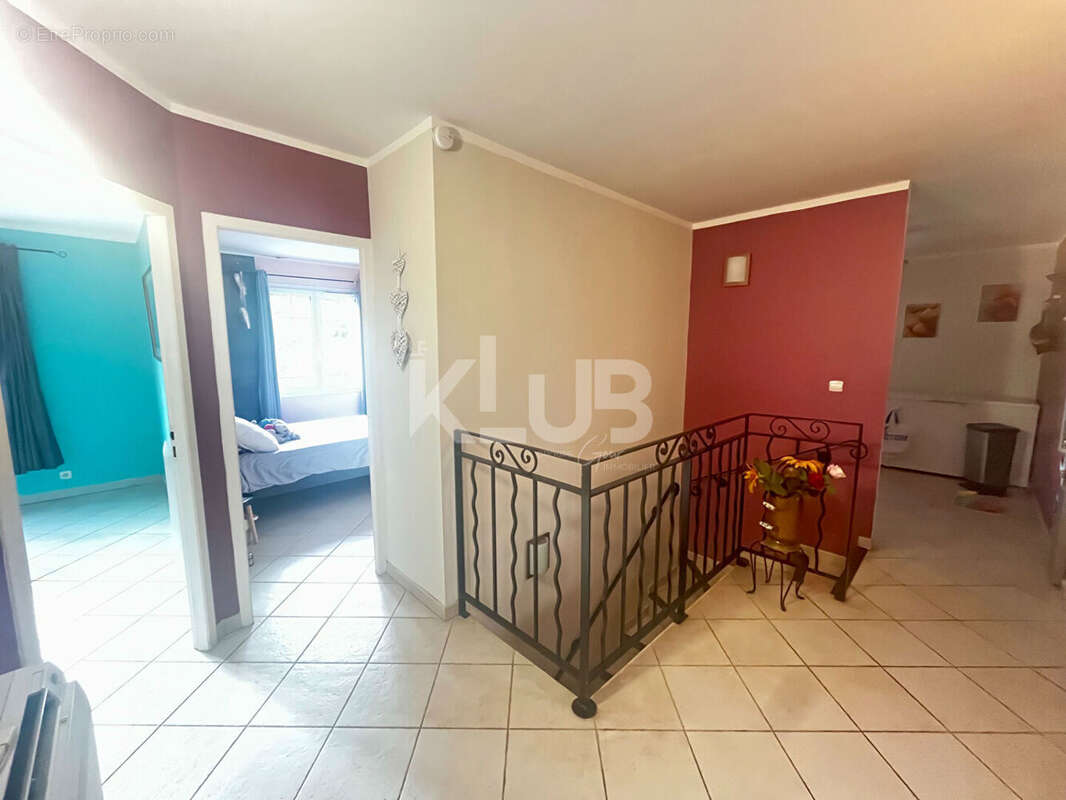 Maison à LA VALETTE-DU-VAR