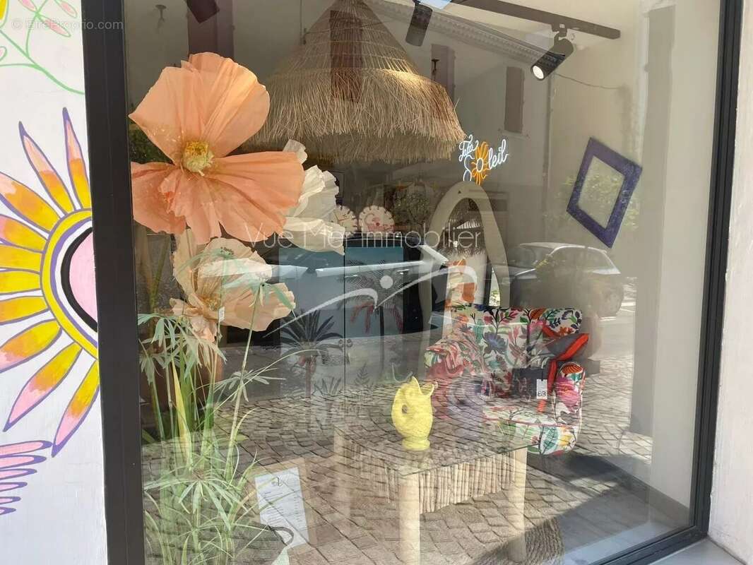 Commerce à LE LAVANDOU