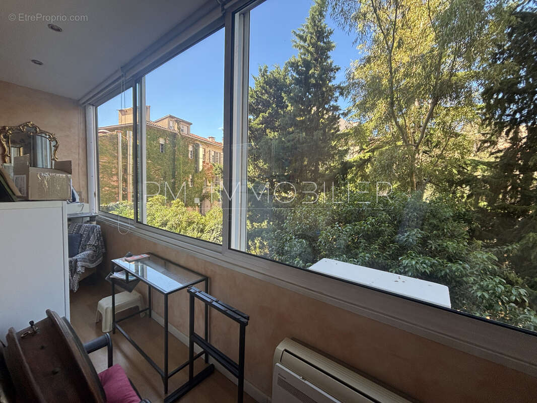 Appartement à MARSEILLE-8E