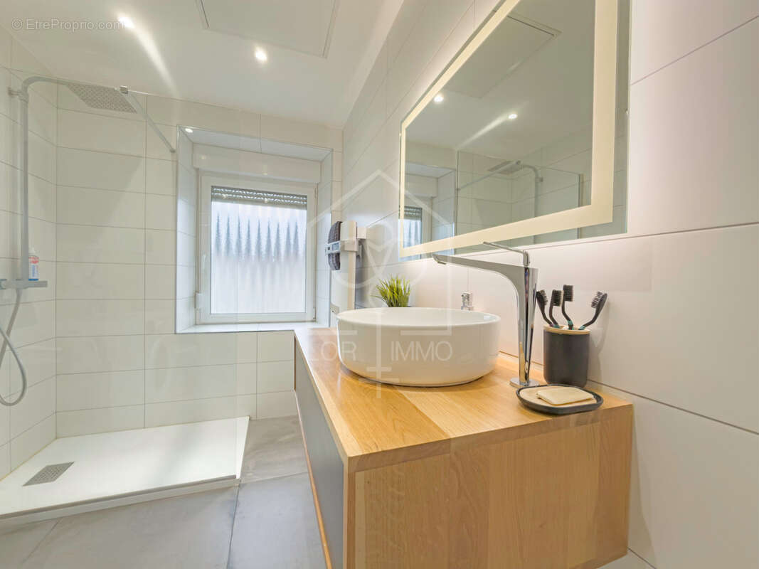 Appartement à TRIEUX