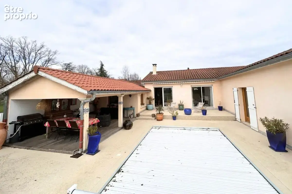 69290 grezieu la varenne - maison à vendre 5 pièces  - plain pied - piscine - gargae -calme - sans vis a vis - photo 15