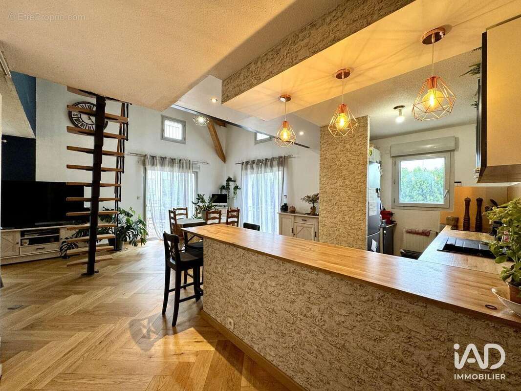Appartement 79 m² à Pernes-Les-Fontaines  - photo 3