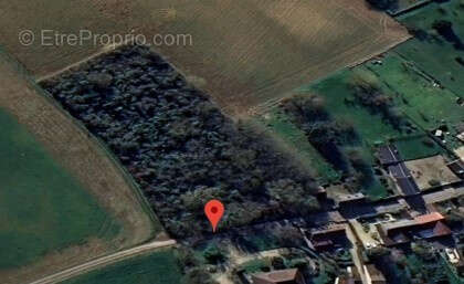 Terrain à VILLERS-COTTERETS