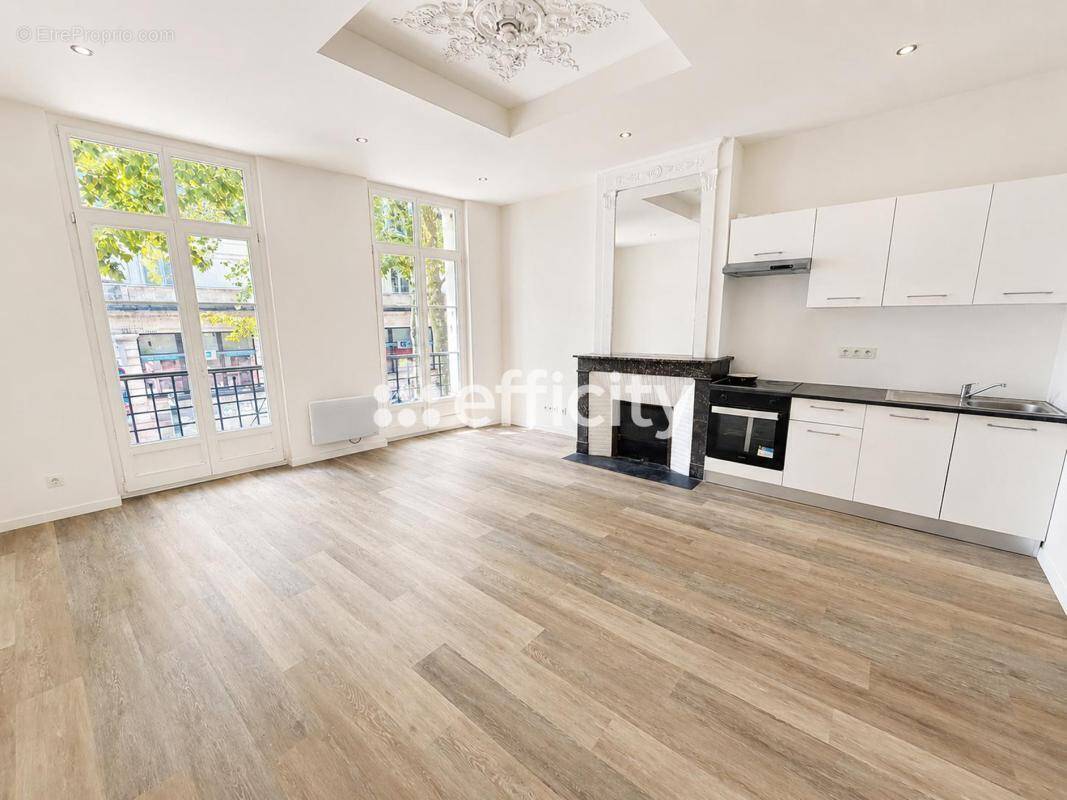 Appartement - photo 1