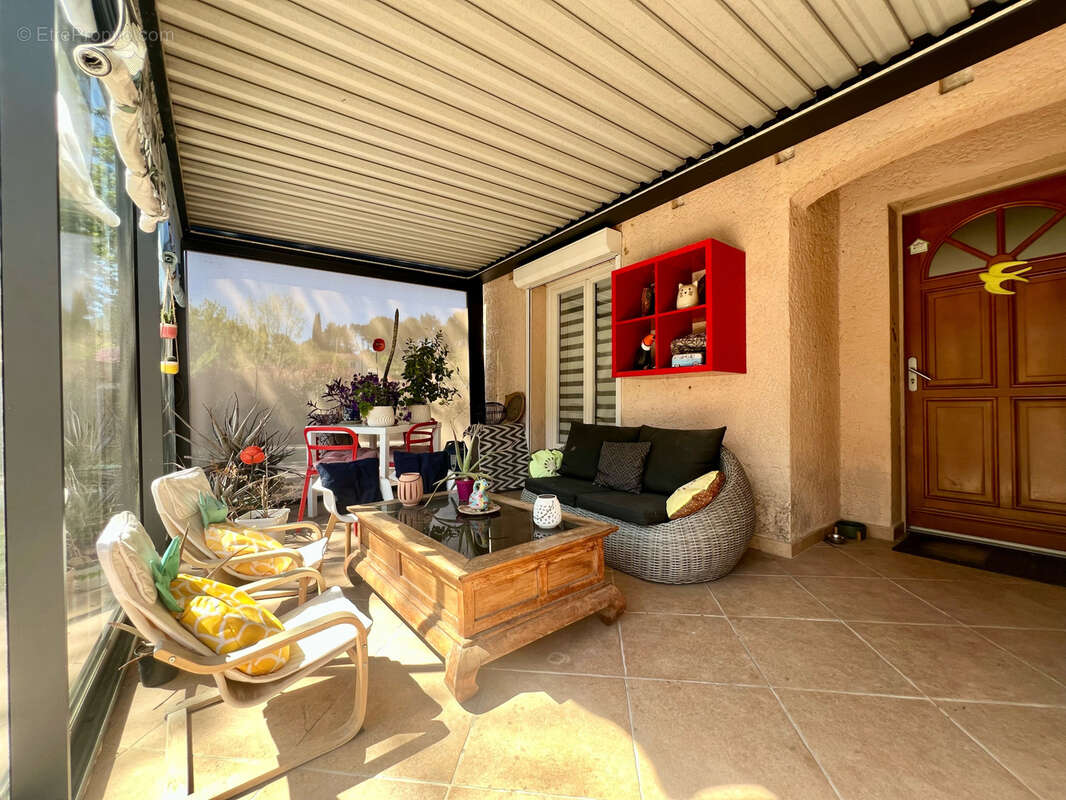 Maison à ROQUEVAIRE