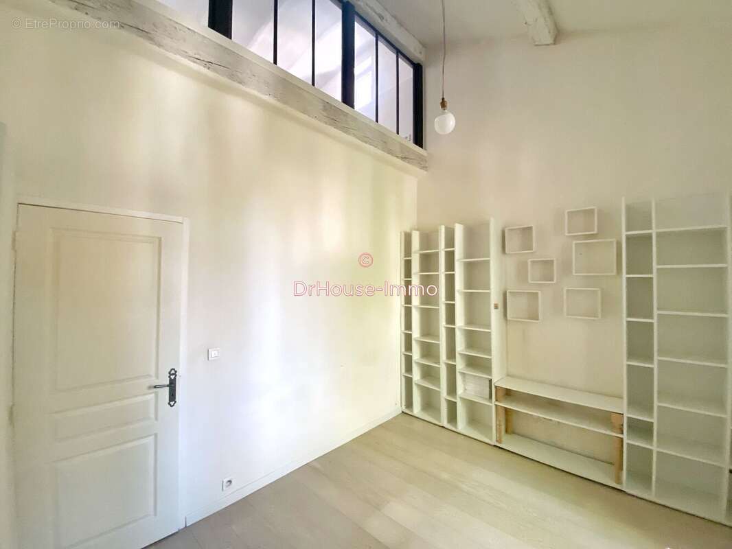Appartement à MARSEILLE-9E