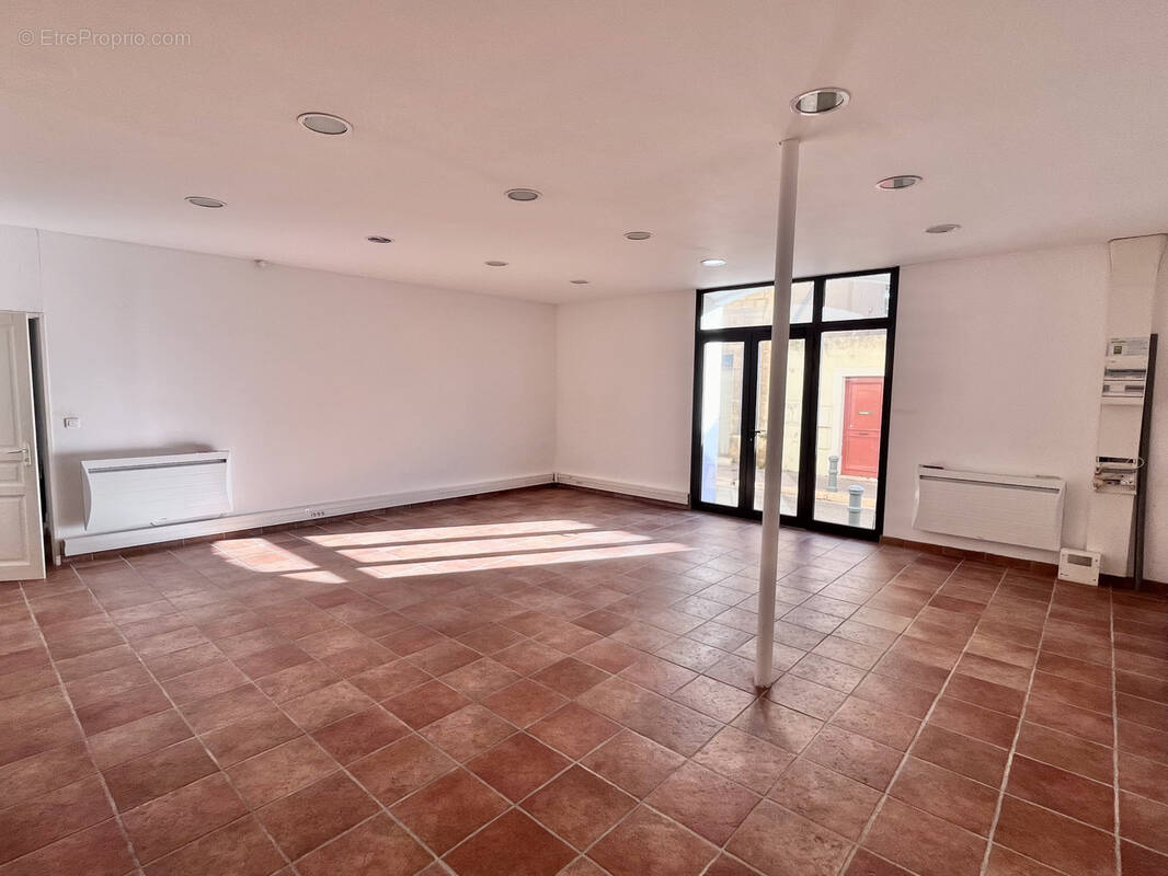 Commerce à AIX-EN-PROVENCE