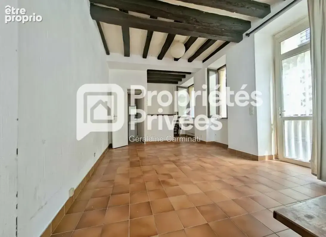 Exclusivite - a vendre  37000 tours centre  studio 27m2 - photo 2