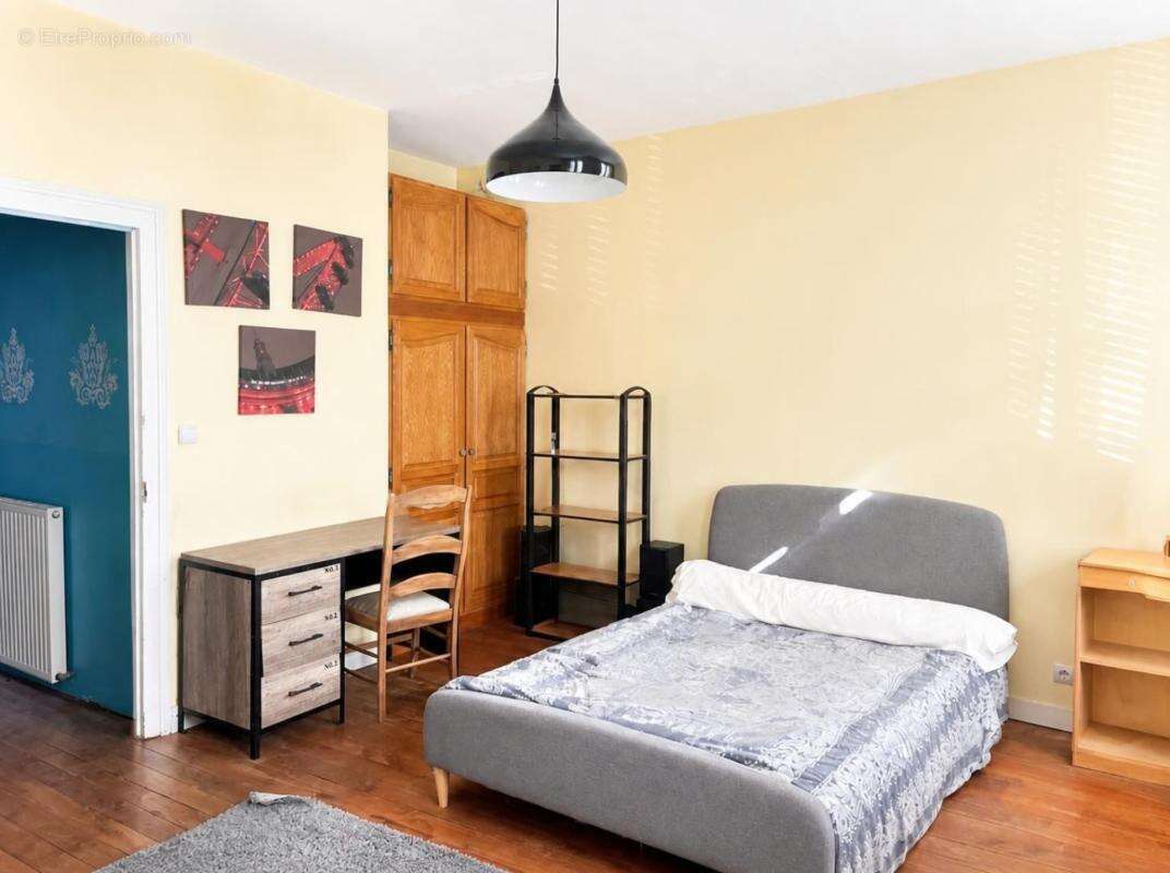 Élégante demeure de caractère avec piscine et vaste jardin - 5 chambres - Mouthiers sur Boëme (16) - photo 12