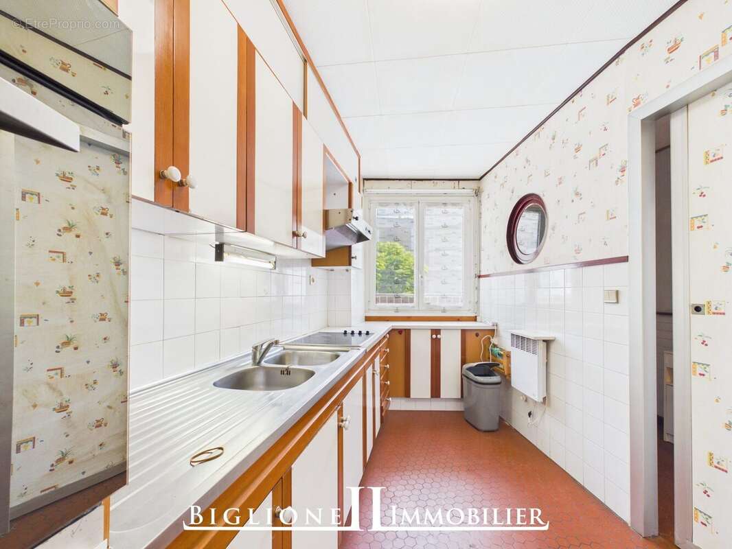 Appartement à COUBRON