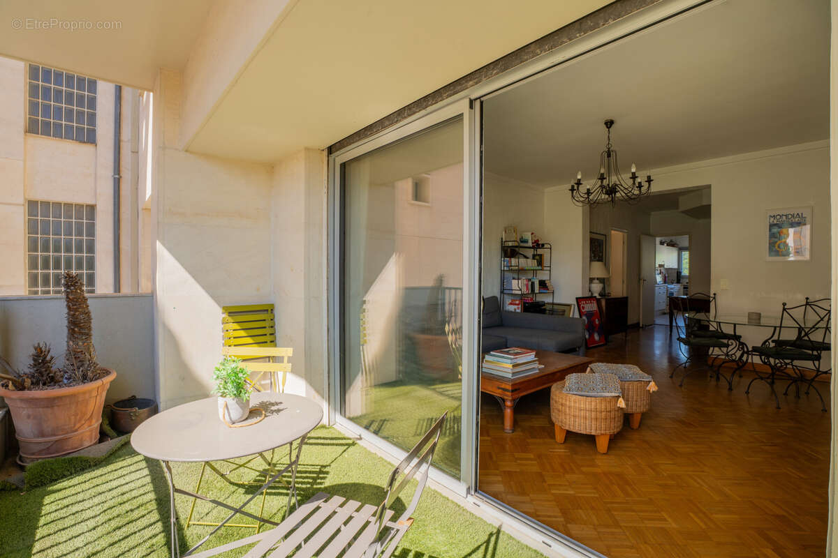 Appartement à MARSEILLE-8E