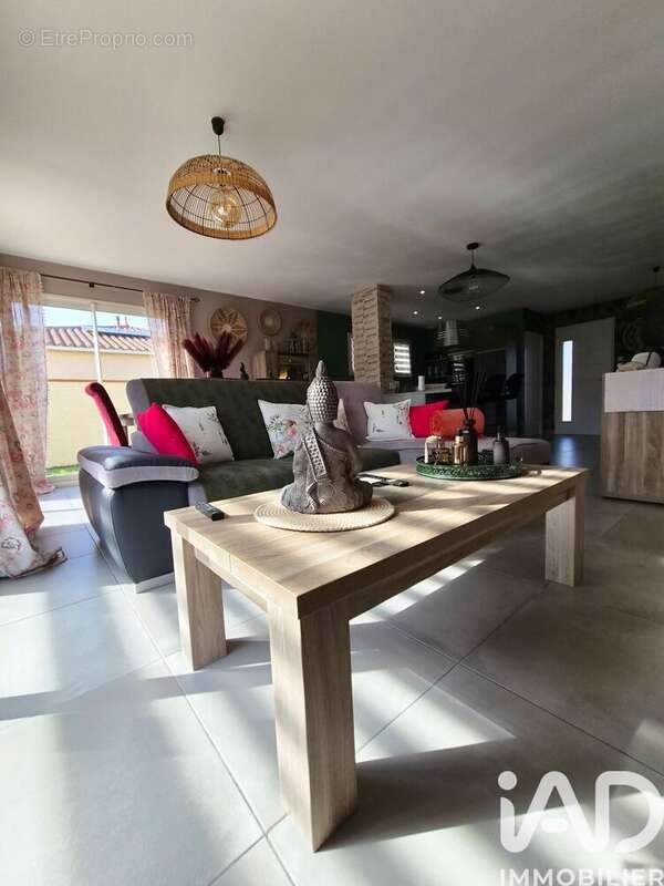 Photo 8 - Maison à PIA