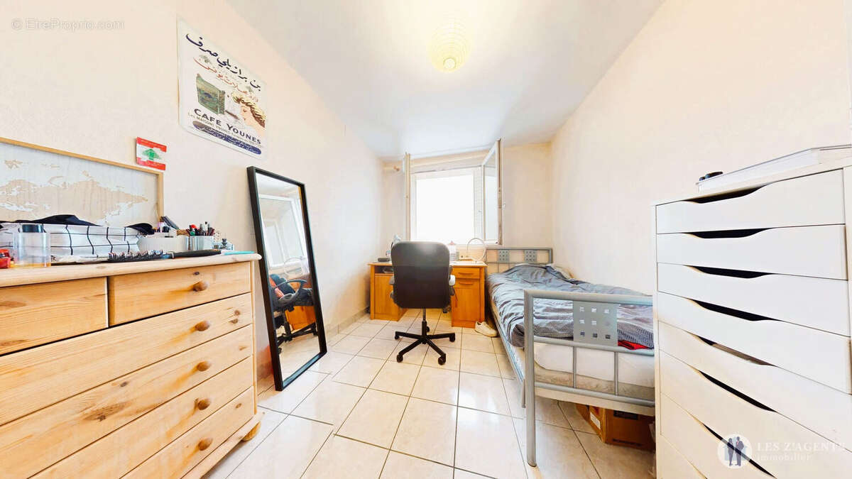 Appartement à SAINT-MARTIN-D'HERES