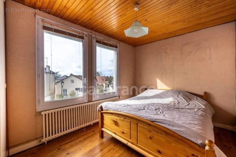 Maison 144m2 de 6 pièces + Un Rez de jardin de 43 m2 de 2 pièces SOISY SOUS MONTMORENCY (95) - photo 11