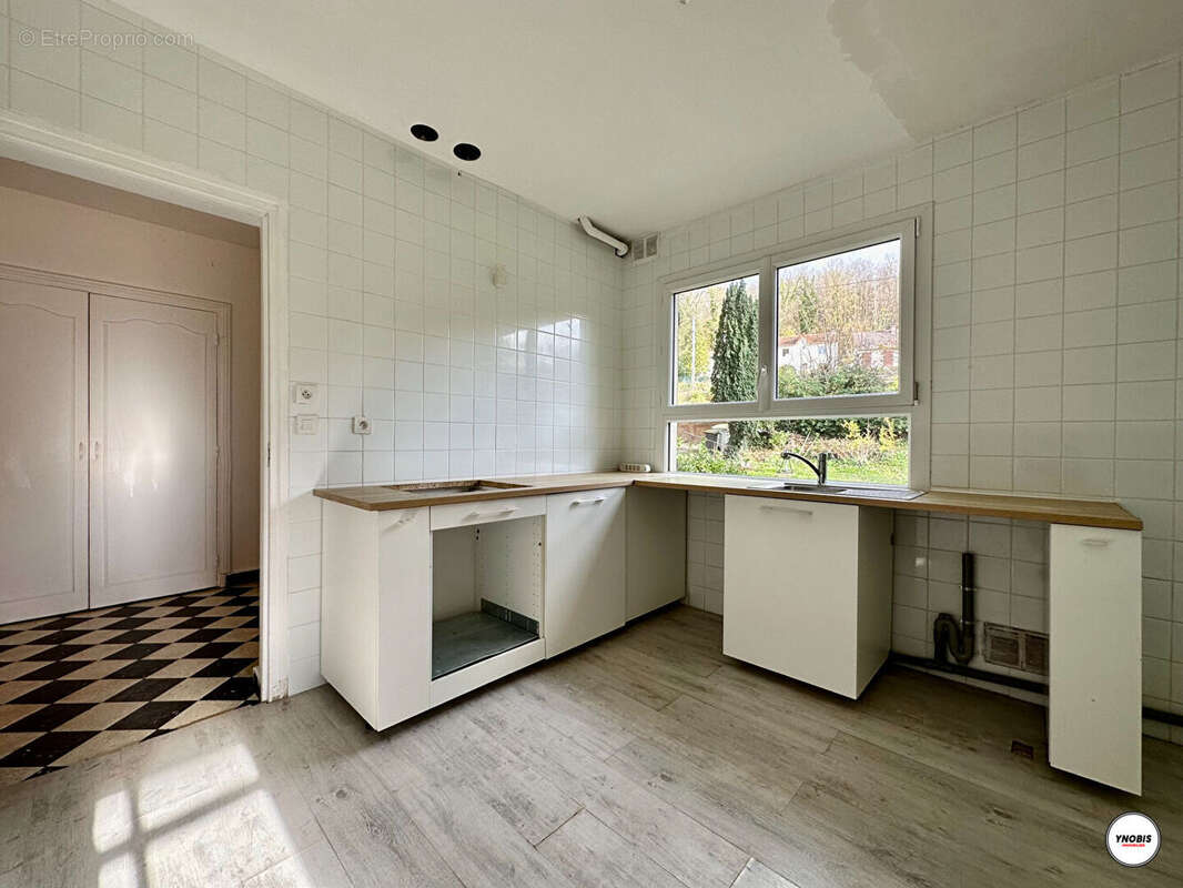 Maison à MAREIL-SUR-MAULDRE