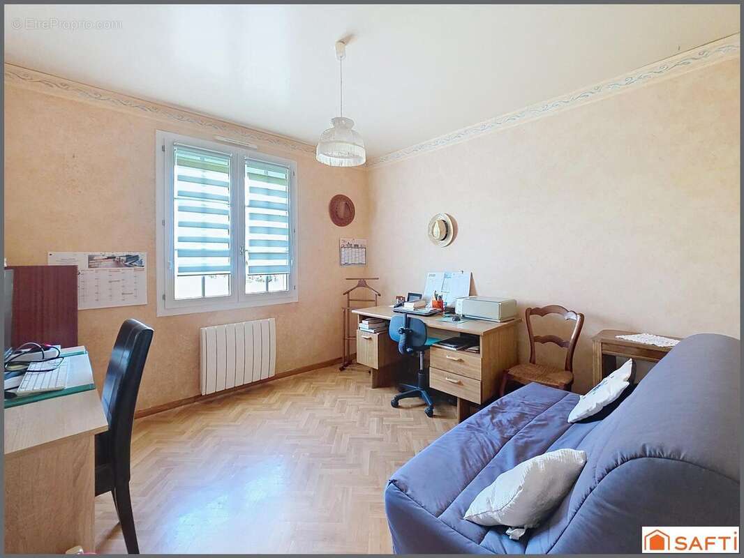 Photo 8 - Maison à ARGENTON-CHATEAU