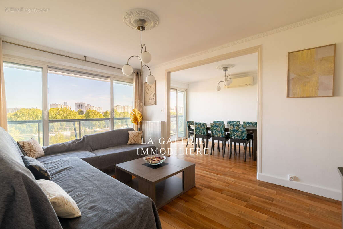 Appartement 97 m² à Asnieres-Sur-Seine  - photo 4