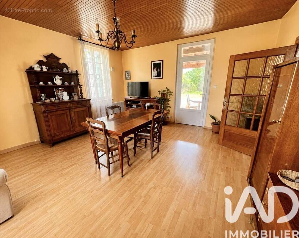 Photo 2 - Maison à SAINT-NICOLAS-DE-LA-GRAVE