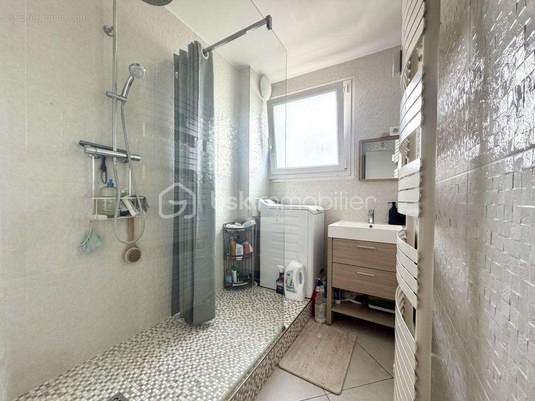 T3 de 57 m² – Résidence sécurisée à deux pas de la gare - photo 6