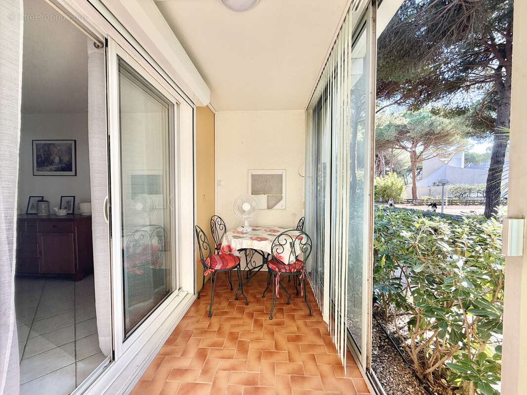 Appartement T3 de 73m2 traversant  La Grande Motte - Loggia Plage Proche, garage possible - photo 6