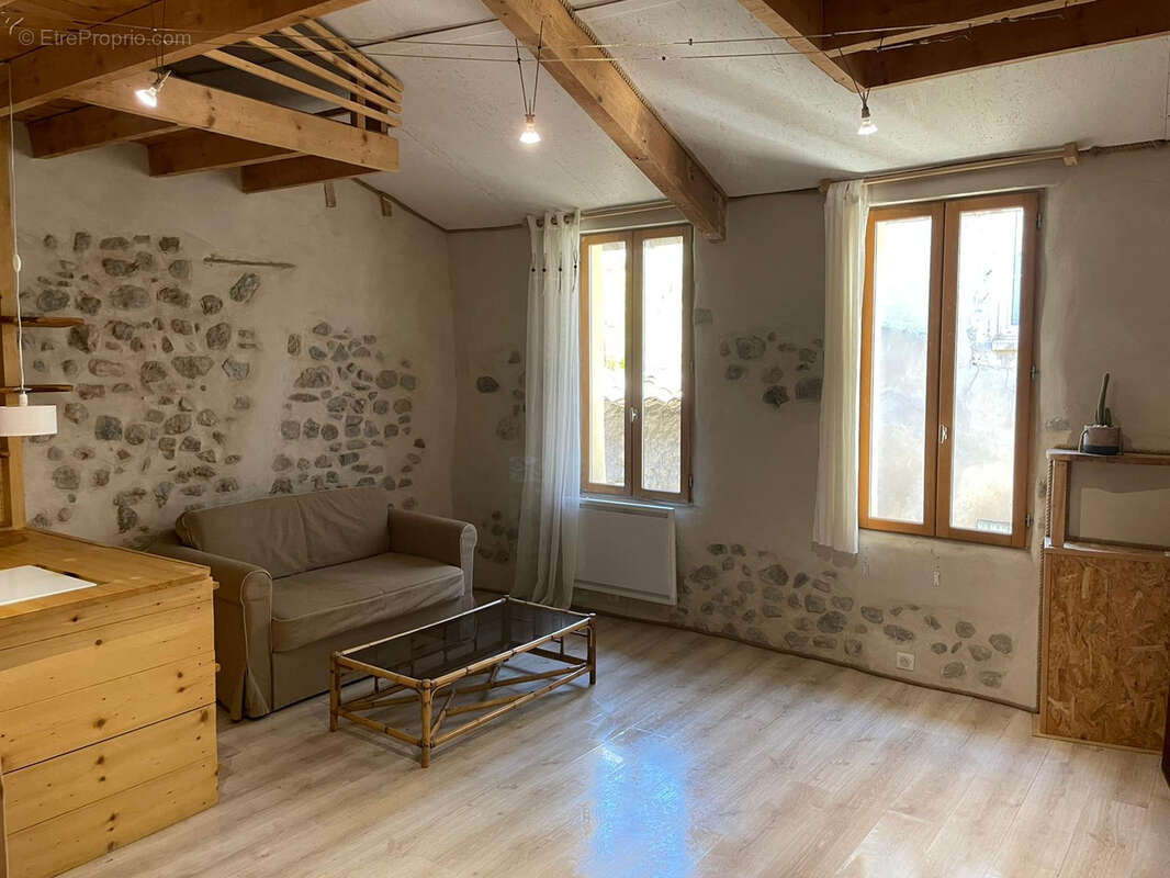 Appartement à BUIS-LES-BARONNIES