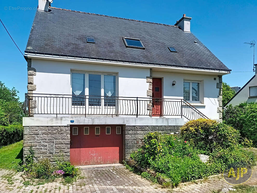Maison à QUESTEMBERT