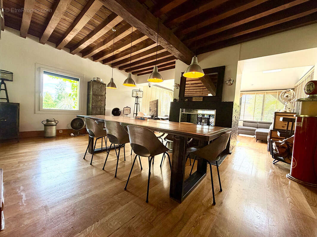 Maison Les Baux De Breteuil 8 pièce(s) 193 m2 - photo 6